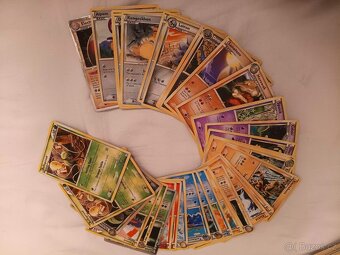 Karty Pokémon a příslušenství - 7