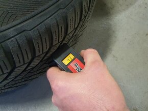Plechové disky na zimních pneu 195/65 R15 T - 7
