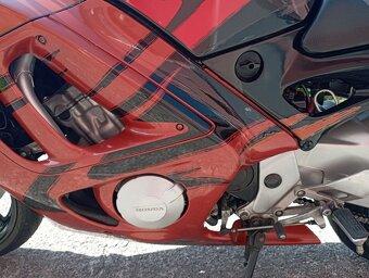 Honda CBR 600 f - 7
