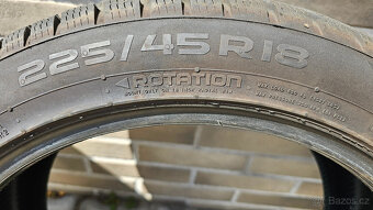 225/45 R18 - NOKIAN TYRES - zimní pneu 8mm, zánovní - 7