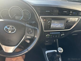 TOYOTA AURIS KOMBI 1,4D-4D KOUPENO V ČR.RV2014 - 7