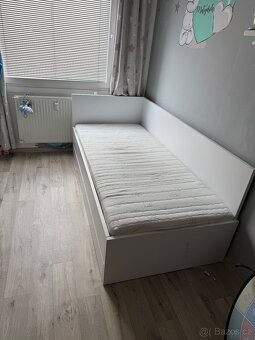 Postel 200x90 (zánovní) +matrace - 7
