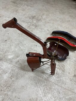 Plechy Jawa pionýr - 7