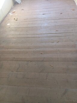 Trámy z demolice a starých objektů - 7