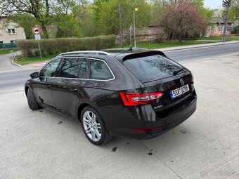 Prodám Škodu Superb 3 1.6 TDi 88kw rok 4/2018,najeto 273 000 - 7