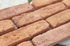 Obklad z cihel, cihlové pásky - 7