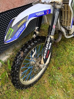 Yamaha YZ 125 - 7