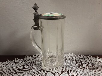 Starožitný půllitr s porc. víčkem - 7