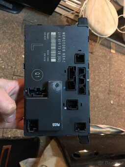 Mercedes E klasse w211 mix dílu - 7