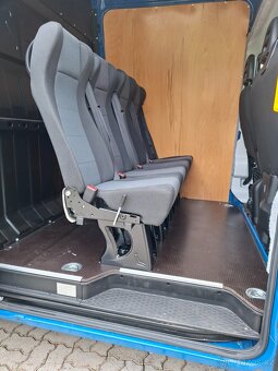 Iveco Daily - 7 míst       798000,-- Kč - 7