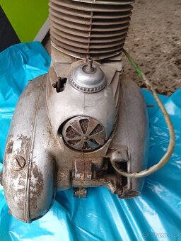 Jawa Perak motor - 7