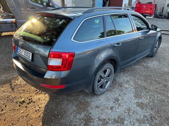 Škoda Octavia 1.4 TSI 81kw CNG rok 8.2016 - 7