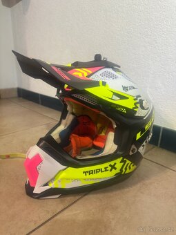 LS2 Helma - 7