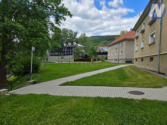 Prachatice, 3+1 ve vl. u parku - 7