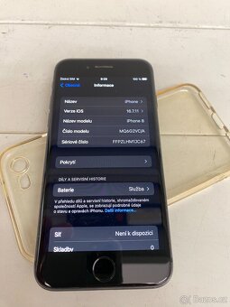 Apple iPhone 8 64GB - 7