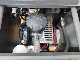 Stroj na tryskání/ čistění suchým ledem ICEsonic Mighty E - 7