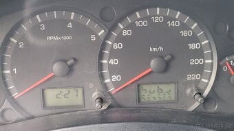 Prodám Ford transit conect - 7