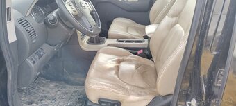 Nissan Pathfinder - 7