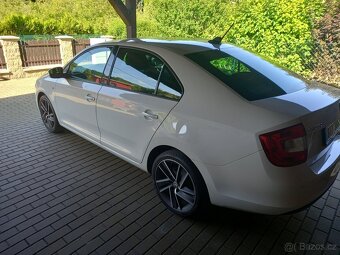 Skoda Rapid - 7