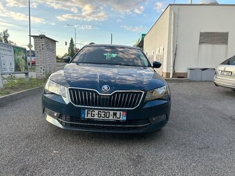 Skoda Superb Combi - 7