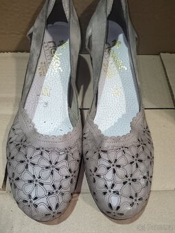 Dámské boty velikost 42 - 7