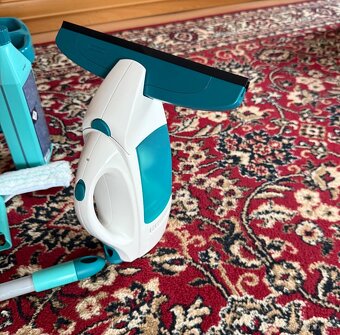 Leifheit Vysavač na okna + příslušenství - 7