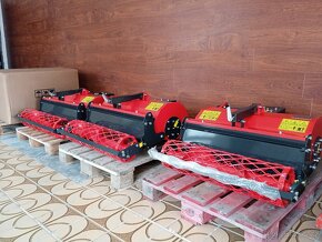 Prodám malotraktor, zakladač trávniku - 7