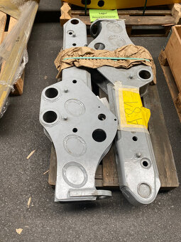 Náhradní díly Menzi Muck - 7