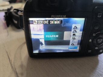 Fuji FinePix S1500 - 7