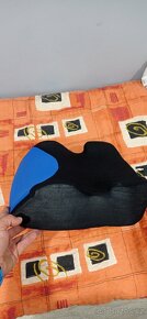 Autosedačka a podsedák - 7