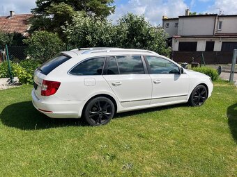Škoda Superb 2 facelift 2014 125kW DSG Elegance - 7