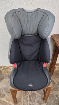 prodám 2 ks AUTOSEDAČKY ROMER - 7