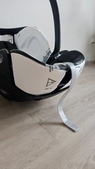 Cybex Cloud Z + otočna zakladna Base Z - 7