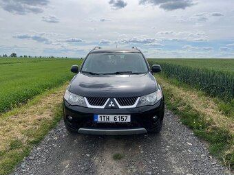 Mitsubishi Outlander - 7