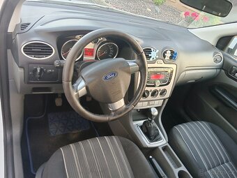 Ford Focus combi TREND 2010 s novými díly - 7