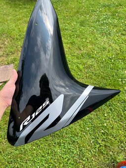Yamaha yzf r 125 - 7