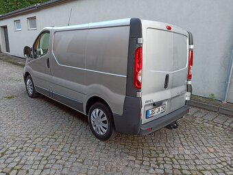 OPEL VIVARO 2.0CDTI 84KW L1 R.V.2014 - 7