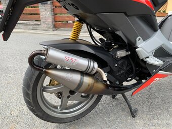 Aprilia SR 50 R Factory (2009) - 7