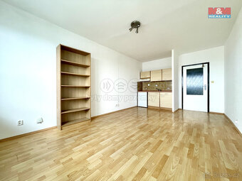Prodej bytu 1+kk, 28 m², Praha, ul. Česákova - 7