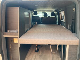 OBYTNÁ VESTAVBA -DPH - FORD TRANSIT CUSTOM - 7