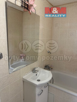 Prodej bytu 1+kk, 31 m², Praha, ul. Platónova - 7
