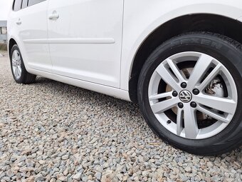 Volkswagen Touran 1,2TSi MATCH AKČNÍ CENA - 7