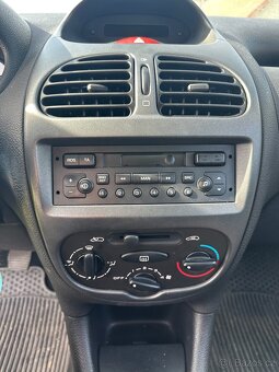 Peugeot 206 - 7