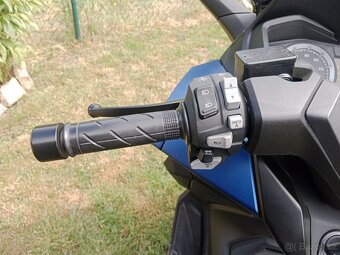 Honda Forza 125 - 7