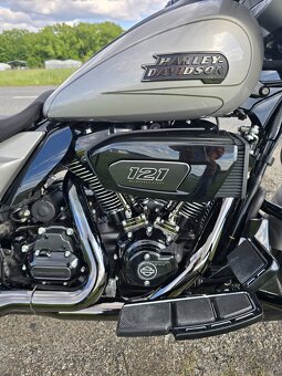 Harley-Davidson Street Glide CVO FLHXSE - 7