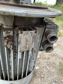 Elektromotor 2.2 kw , hoblovka,hydraulické cer - 7