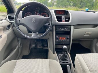 PEUGEOT 207 1.4 HDI 50kW ROK 2007 ČERNÁ - 7