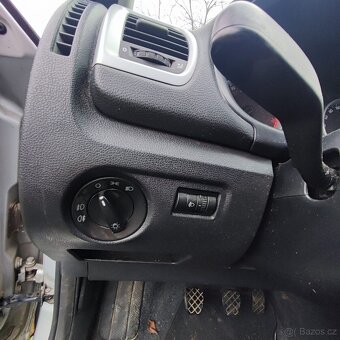 ŠKODA FABIA 2 BENZÍN - 7