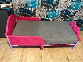Dětská postel Minnie + 2x matrace - 7
