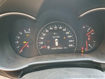 Kia Sorento XL-2012, 2,2CRDi / AT AWD - 7